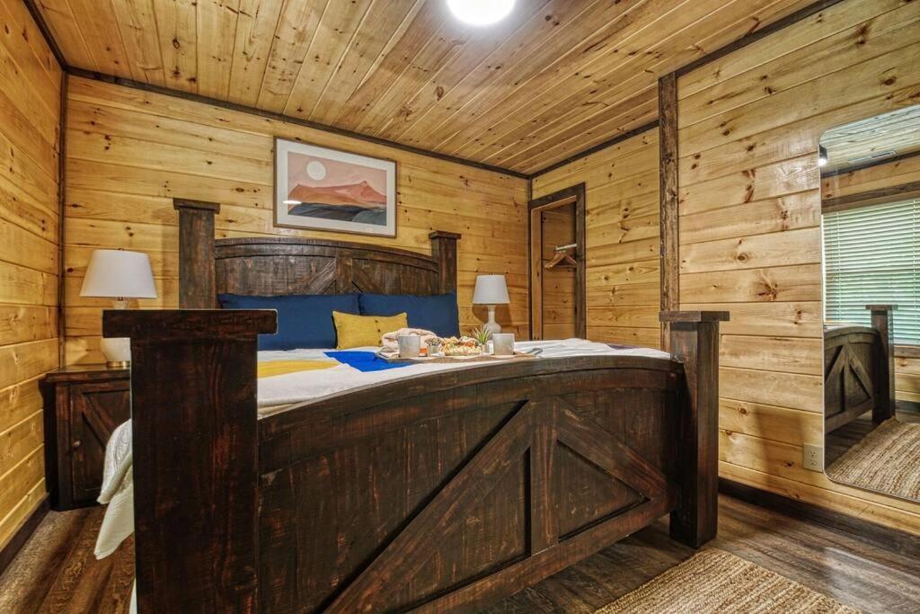 Adventure Retreat/Cabin/Pool+Hot Tub/Game Room+Theater Sevierville Eksteriør billede
